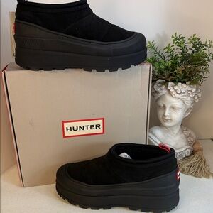 Hunter Askern Waterproof Suede Platform Bootie (Women) Size 10